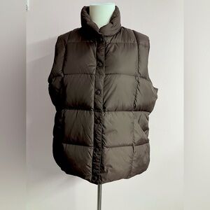 Lands’ End Women’s Puffer Vest, 80% Down Insulation, Large (14-16), Brown